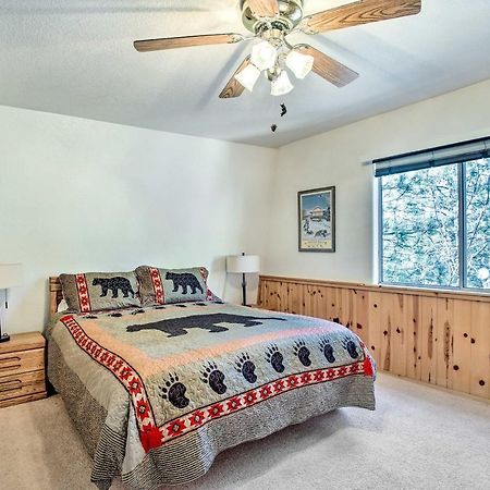Вилла Cozy Getaway Cabin Deck And Hot Tub With Views! Биг Бэар Лейк Экстерьер фото